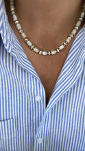 Load image into Gallery viewer, Mother of Pearl Necklace
